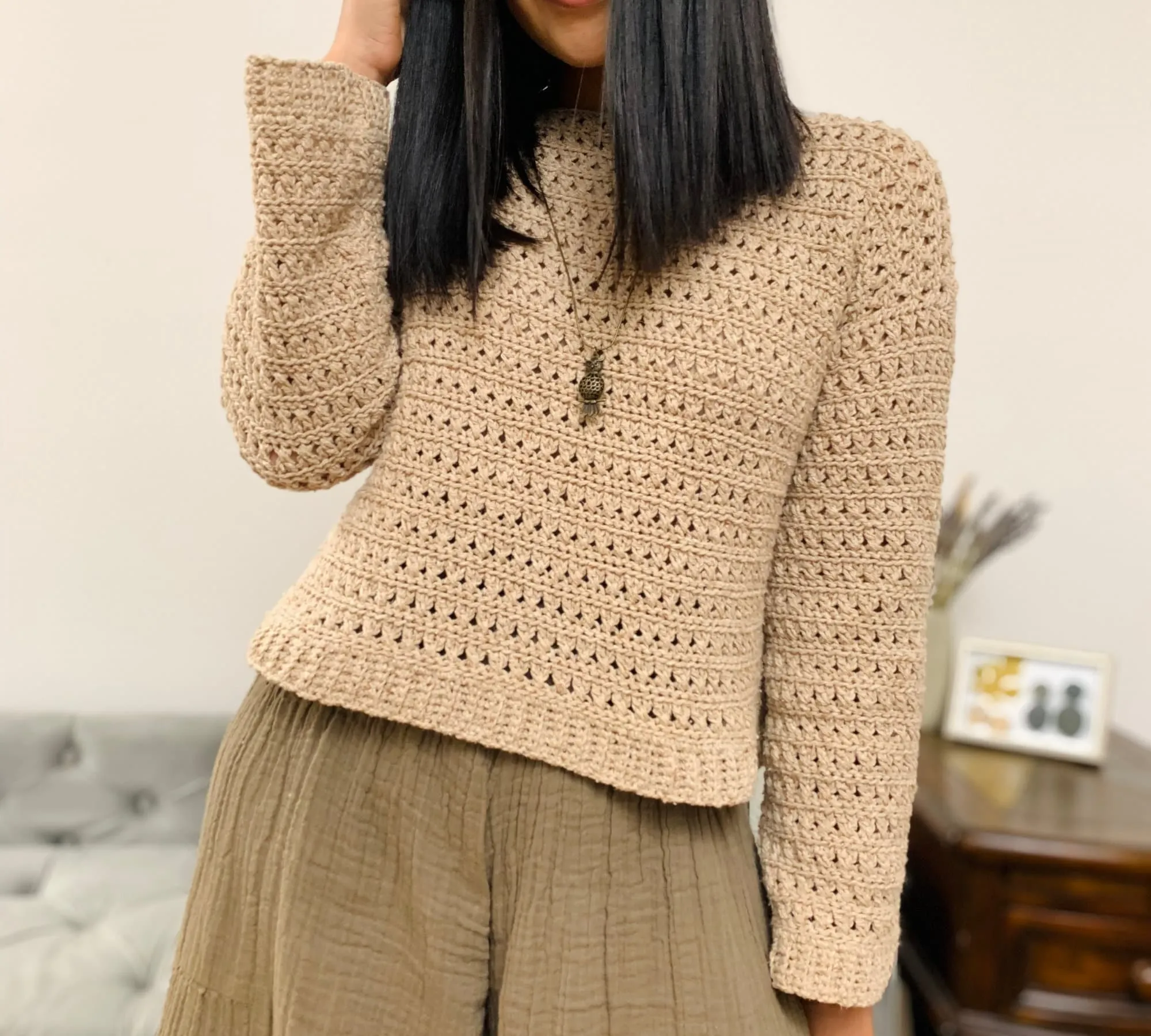 Crisscross stitch Crochet Sweater Pattern PDF Digital / Printable and Video tutorial. Includes women's sizes XS-XXL, easy crochet pattern