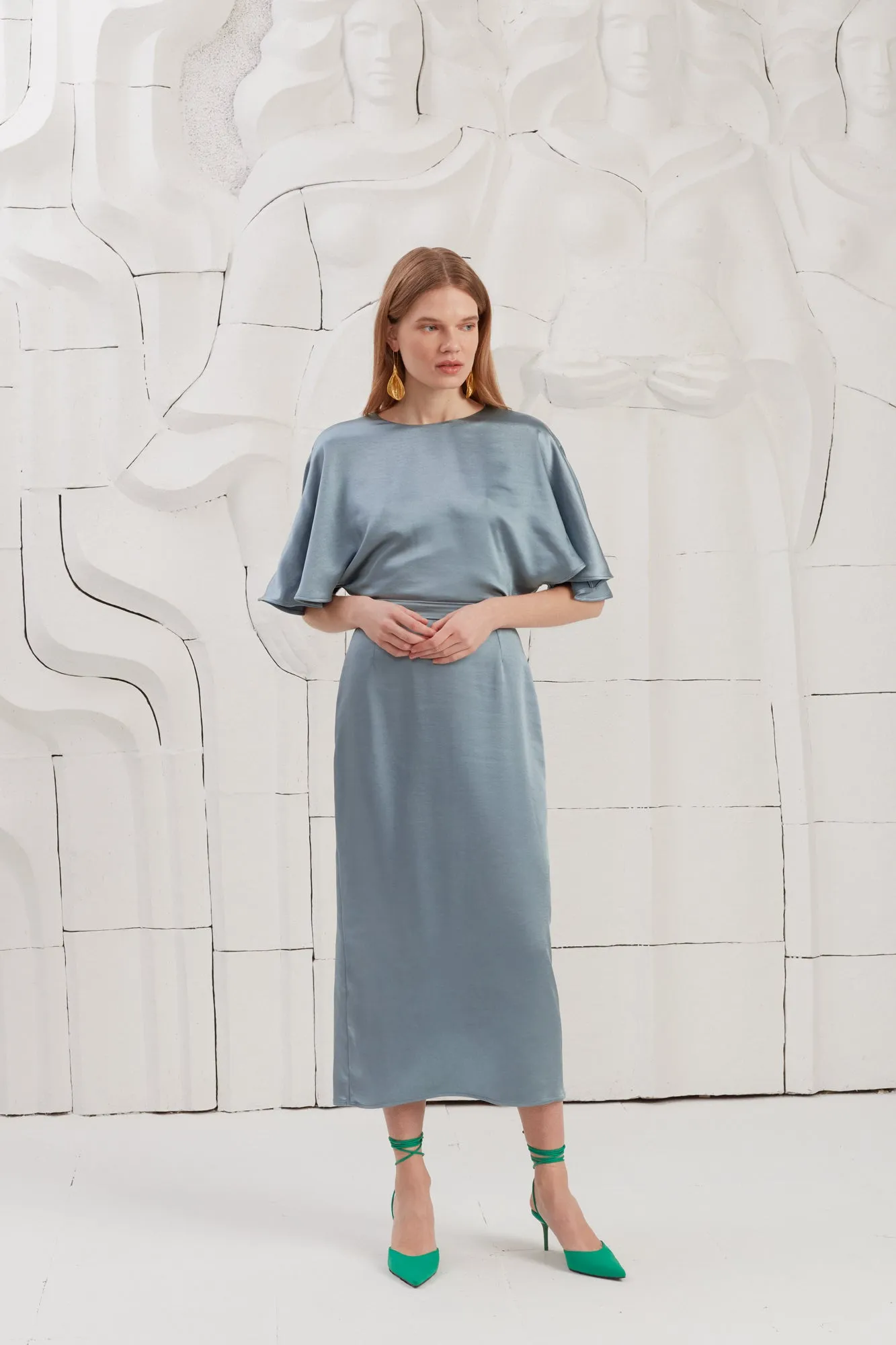 GINA blue midi dress with butterfly sleeves