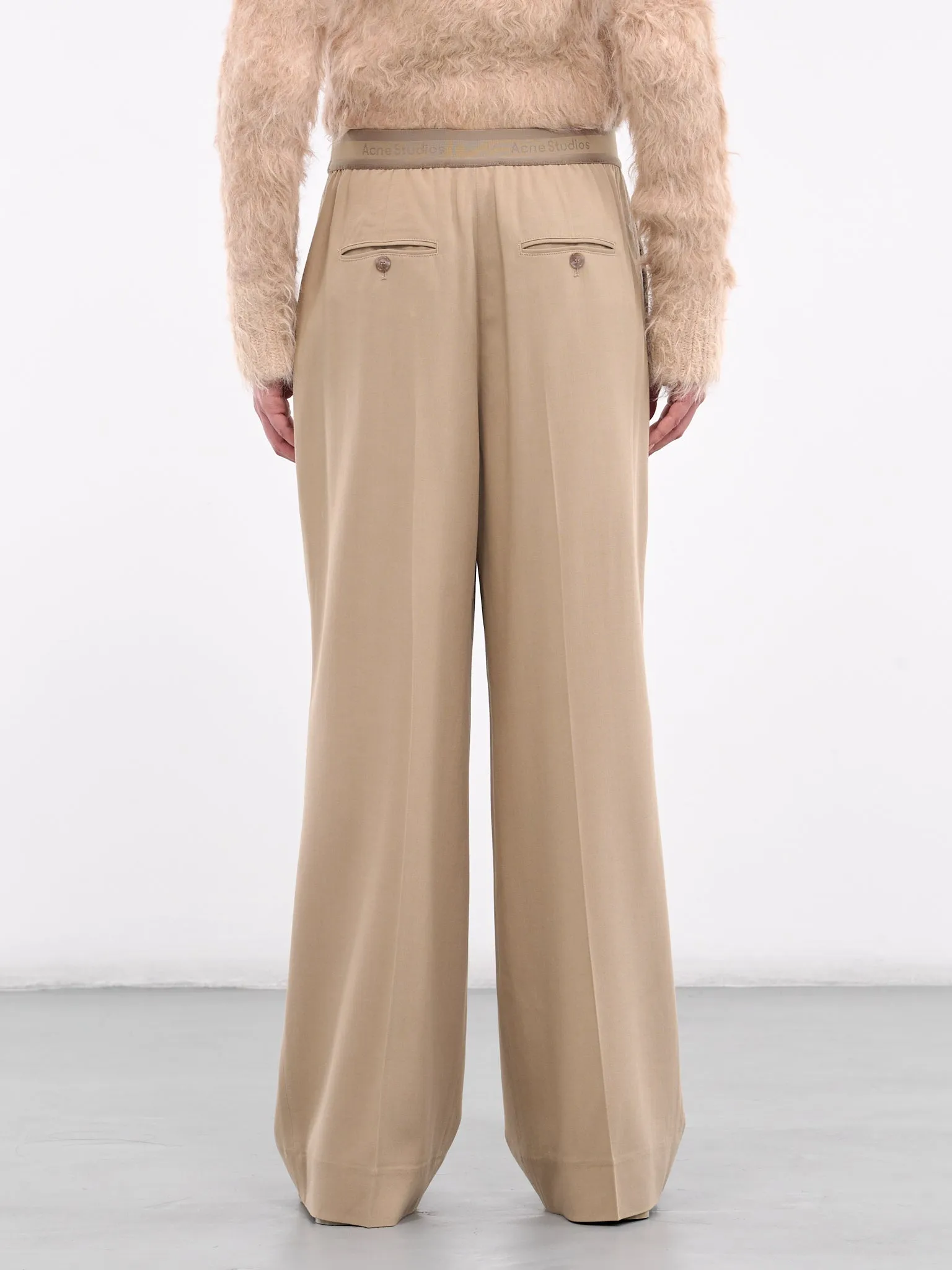 Logo Tape Trousers (AK0826-CAMEL-BEIGE)