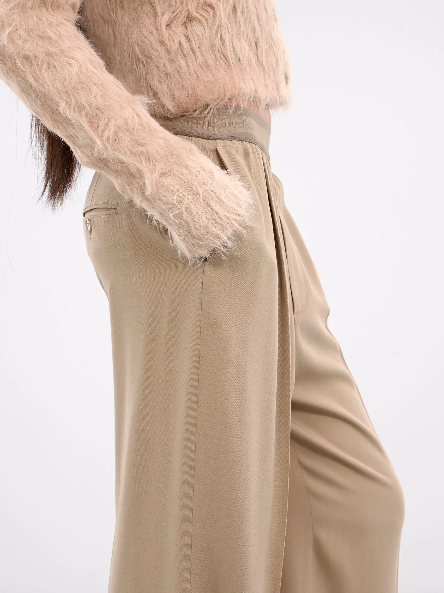 Logo Tape Trousers (AK0826-CAMEL-BEIGE)