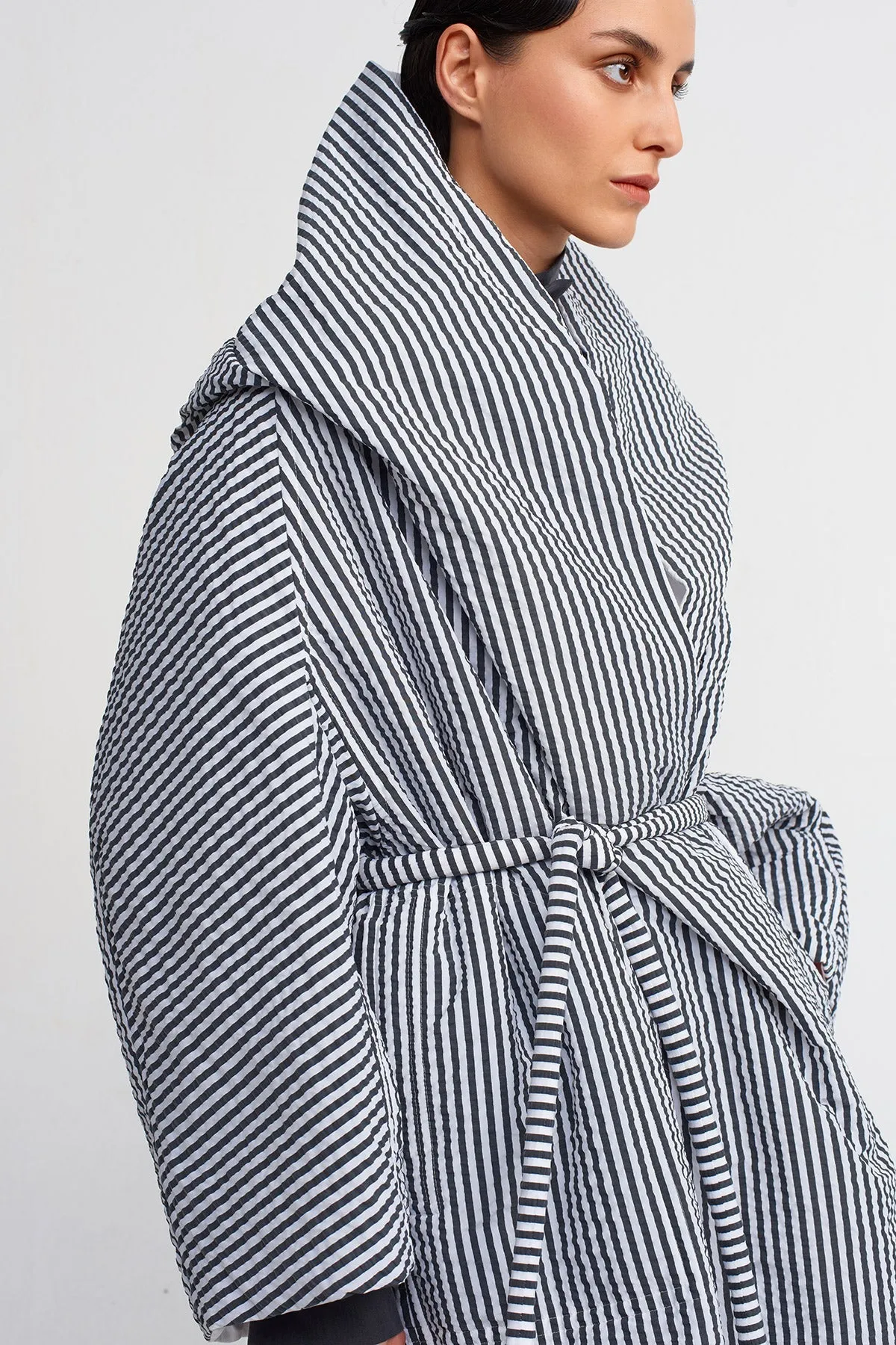 Nu Striped Oversized Coat White & Black