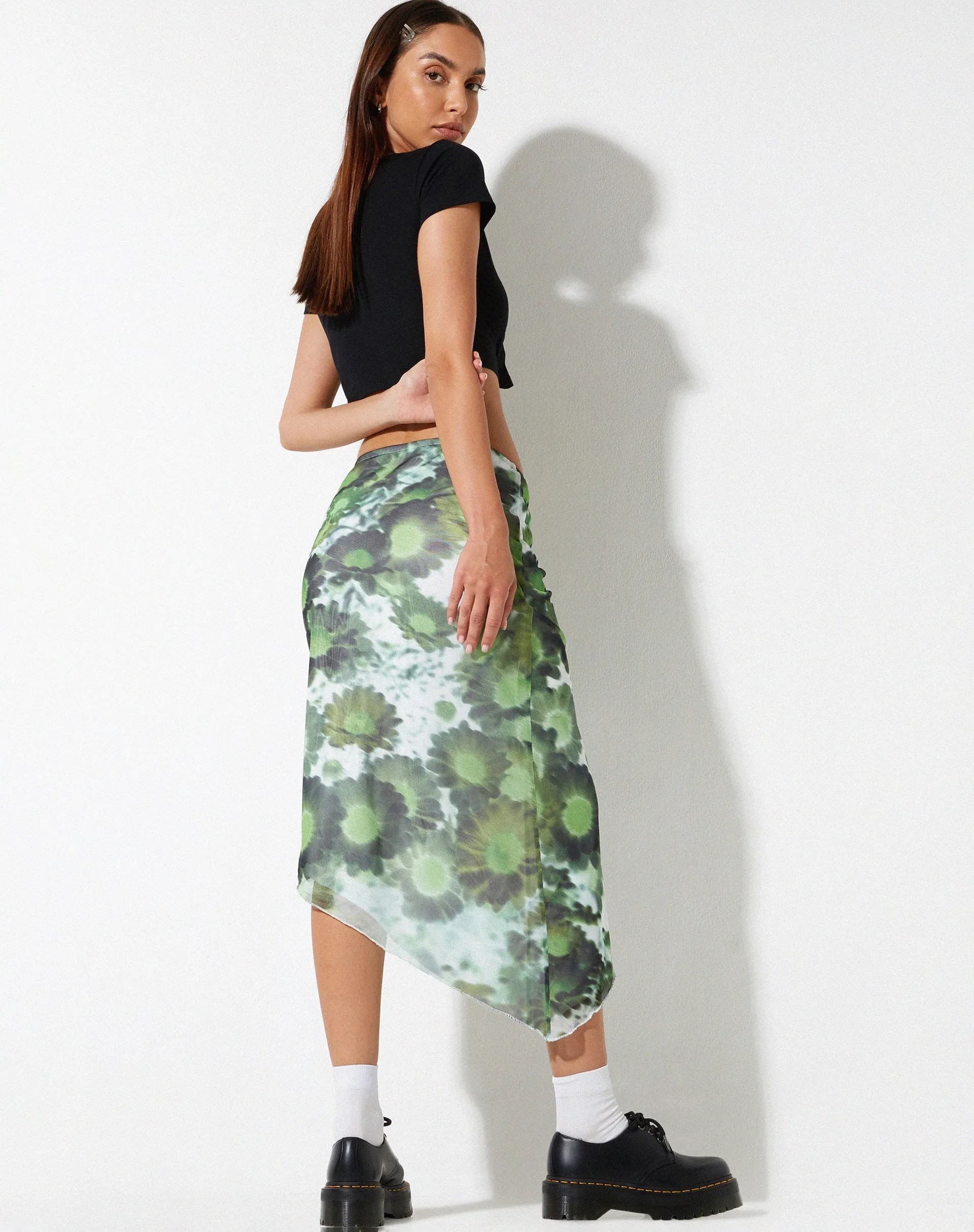 Tansu Midi Skirt in Xray Blurred Daisy Green